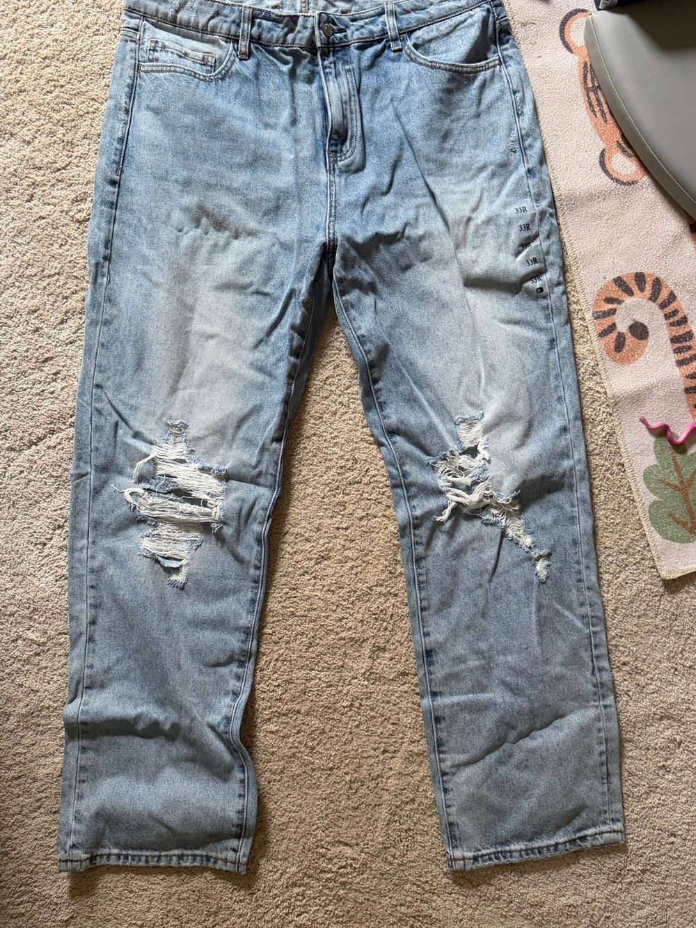 Relaxed Light Wash Distressed Women's Jeans
